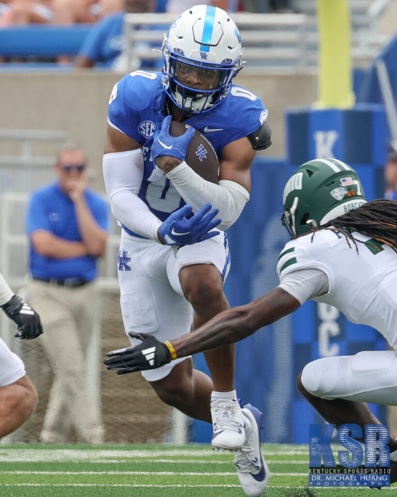 Demie Sumo-Karngbaye running the ball - Dr. Michael Huang, Kentucky Sports Radio