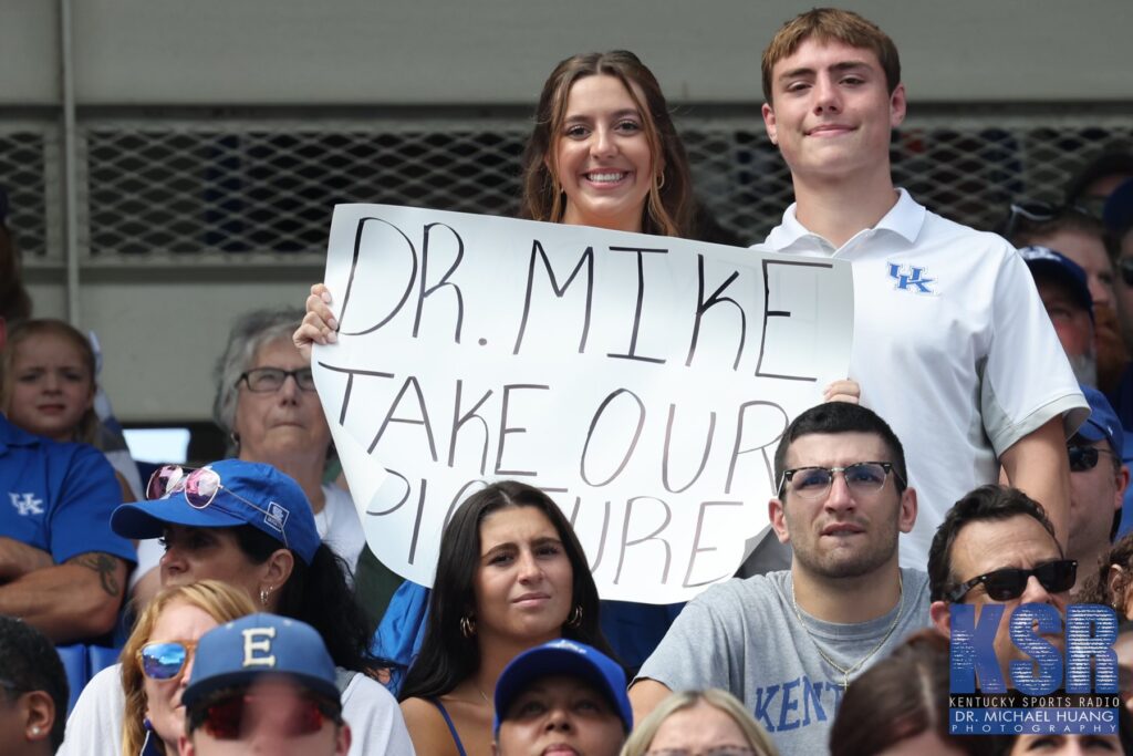 Kentucky fans watch UK vs. Ohio - Dr. Michael Huang, Kentucky Sports Radio