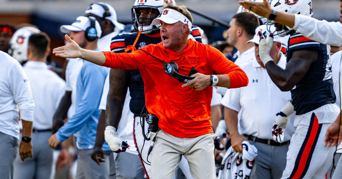 Turnovers, thirddown defense, penalties plaguing Auburn