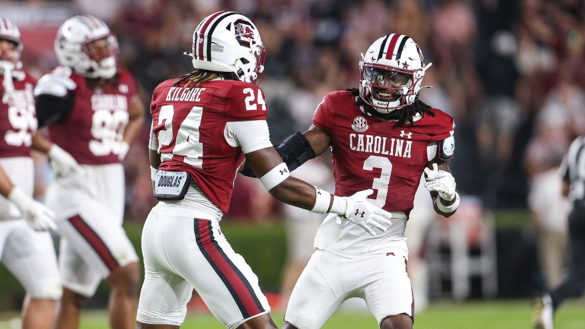 South Carolina defense uses win over Akron to rebound, restore confidence ahead of bye week