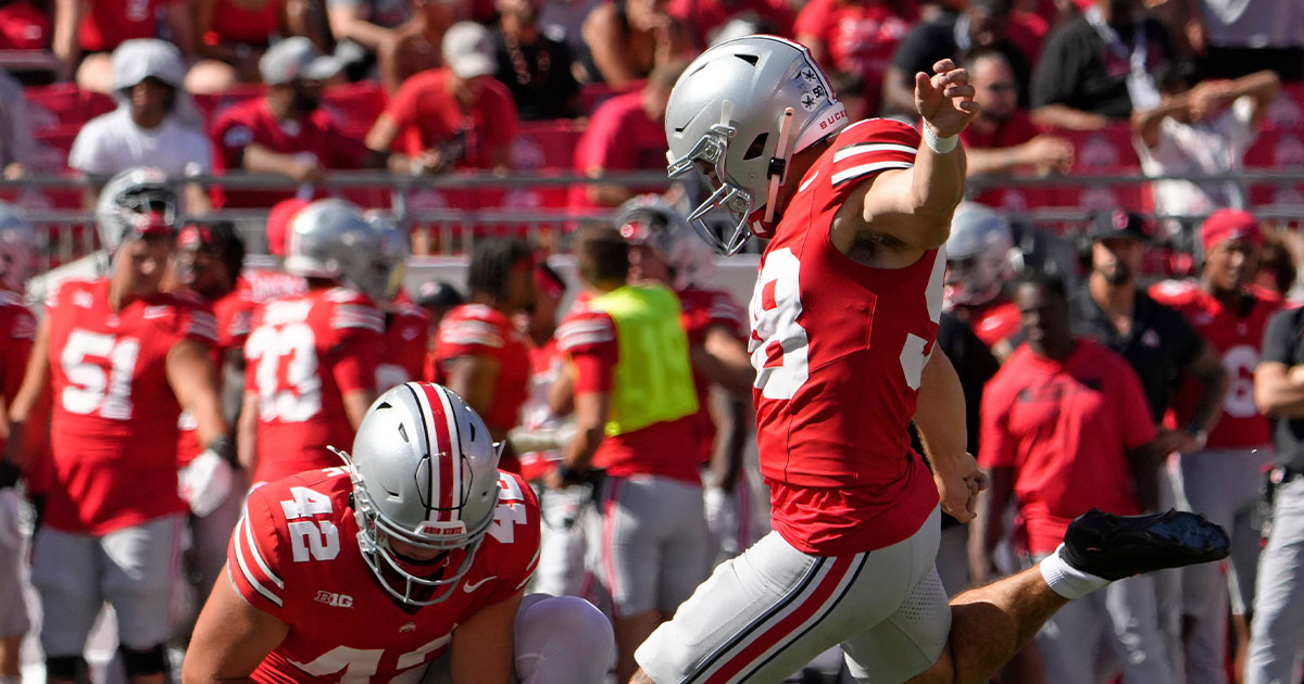 Ohio State Buckeyes kicker Austin Snyder loses black stripe