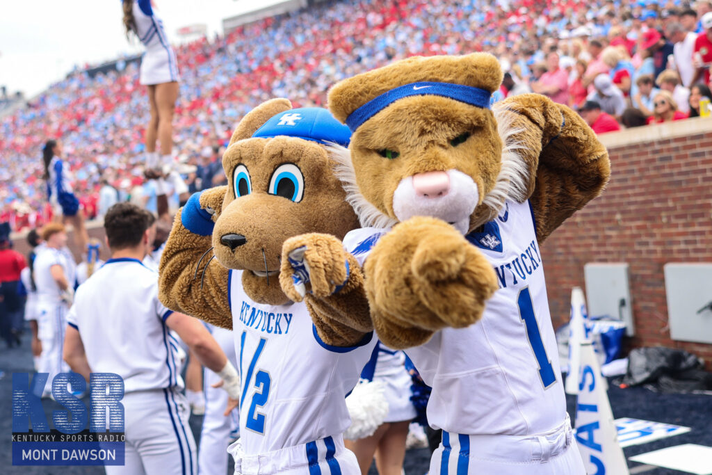 Kentucky mascots at Ole Miss - Mont Dawson, Kentucky Sports Radio