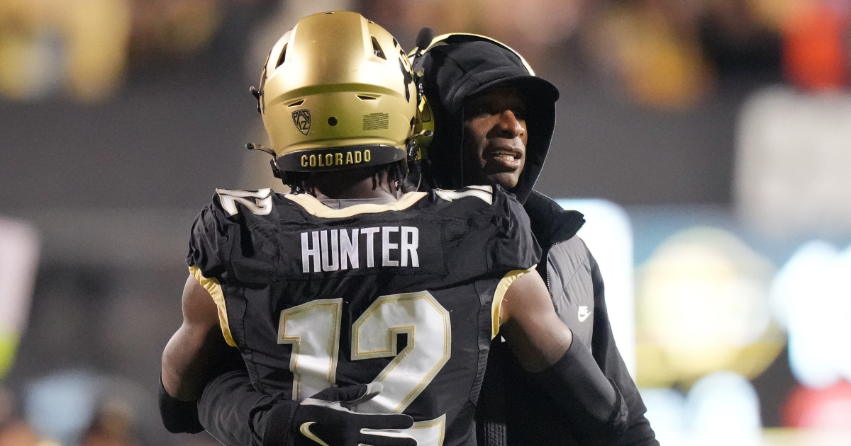 Deion Sanders reacts to Travis Hunter’s Heisman pose against UCF