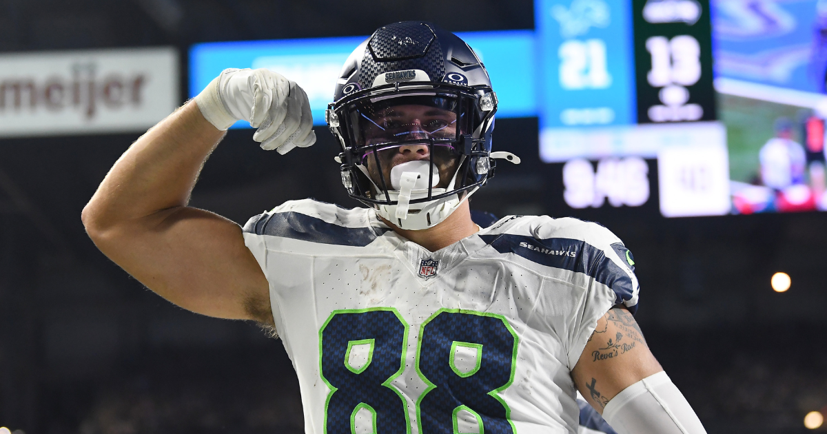 Michigan in NFL: AJ Barner scores, Aidan Hutchinson 10 pressures