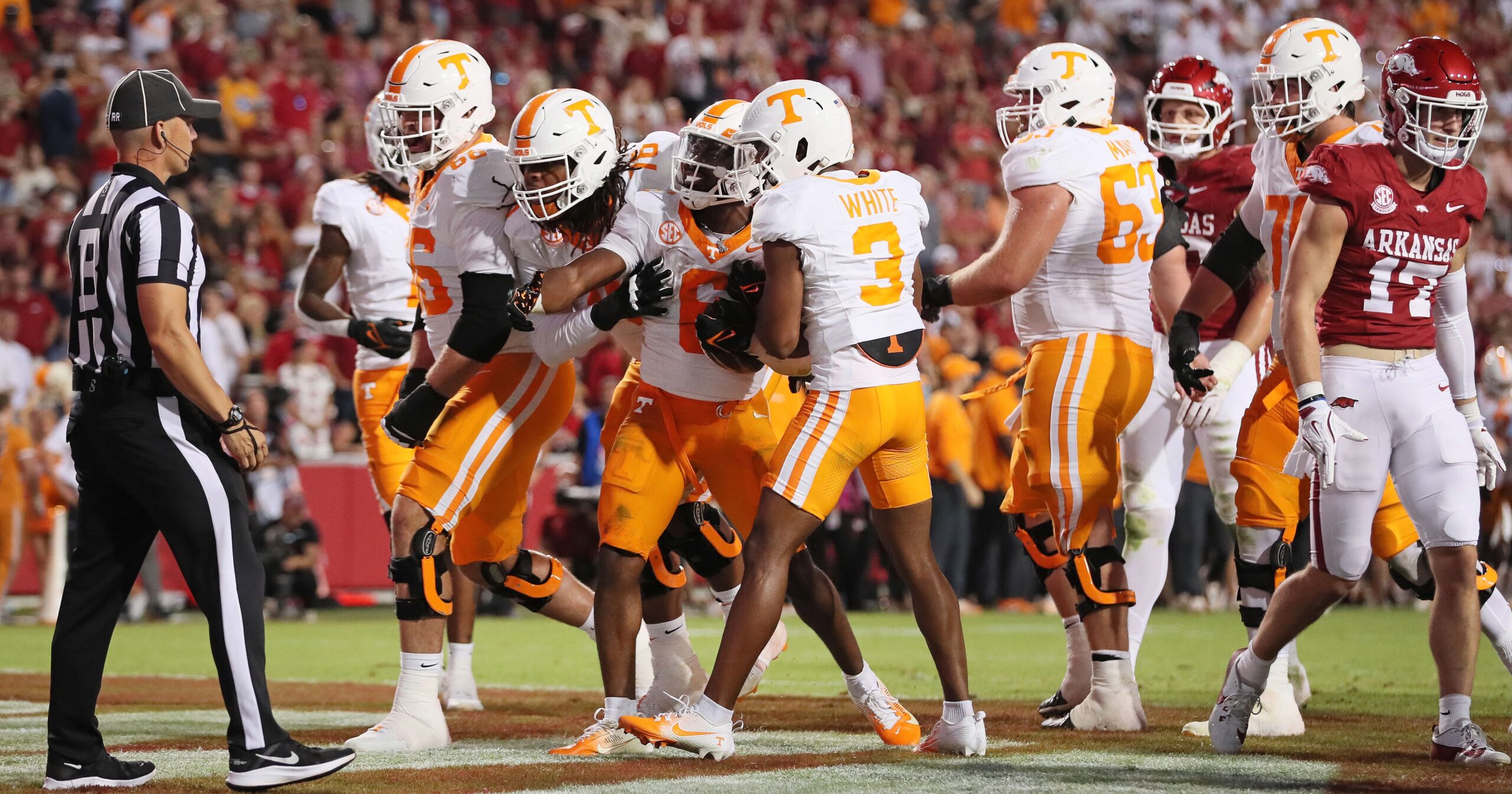 Playoff Projections: Tennessee moves to CFP bubble after loss at Arkansas