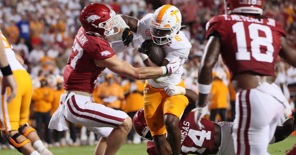 Dylan Sampson, Tennessee Football | Nelson Chenault-Imagn Images