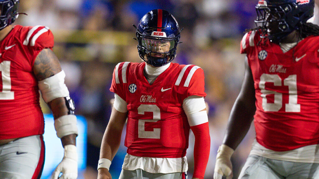 Ole Miss quarterback Jaxson Dart. Mandatory credit: Stephen Lew-Imagn Images