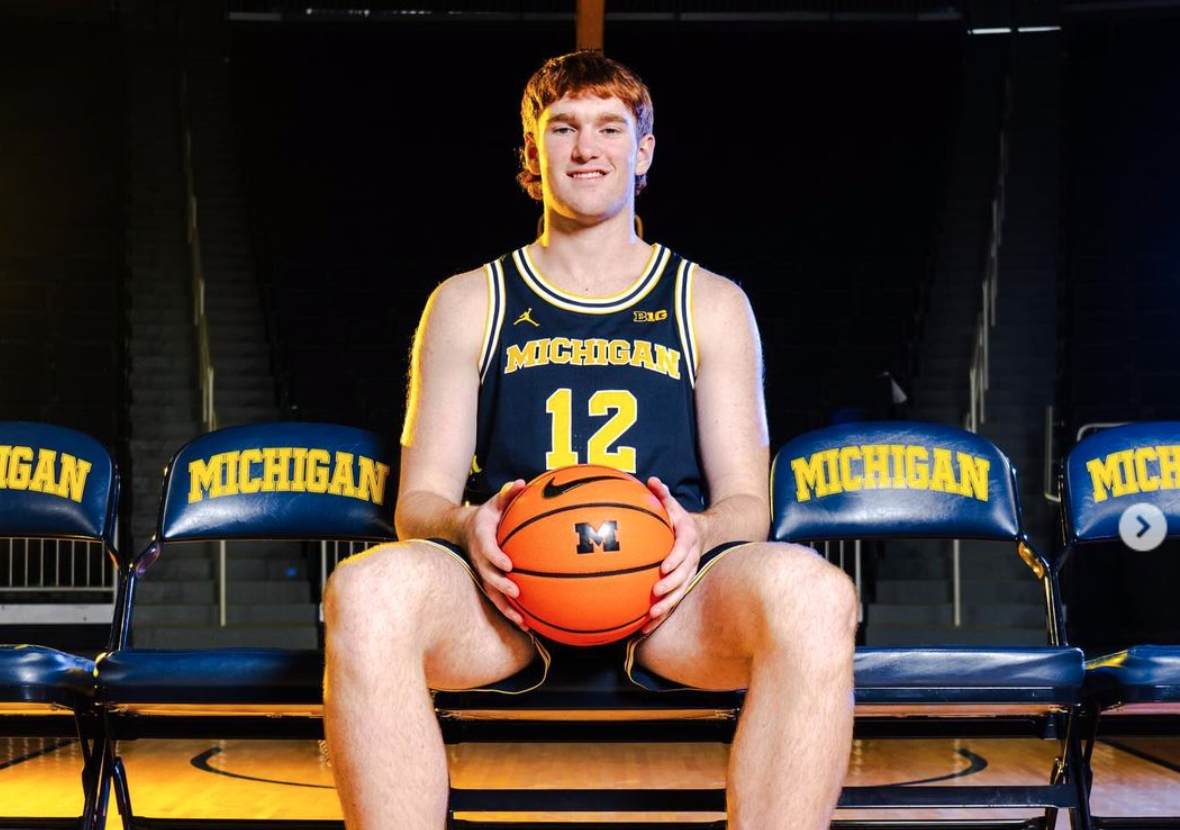 4-star PF Oscar Goodman commits to Michigan