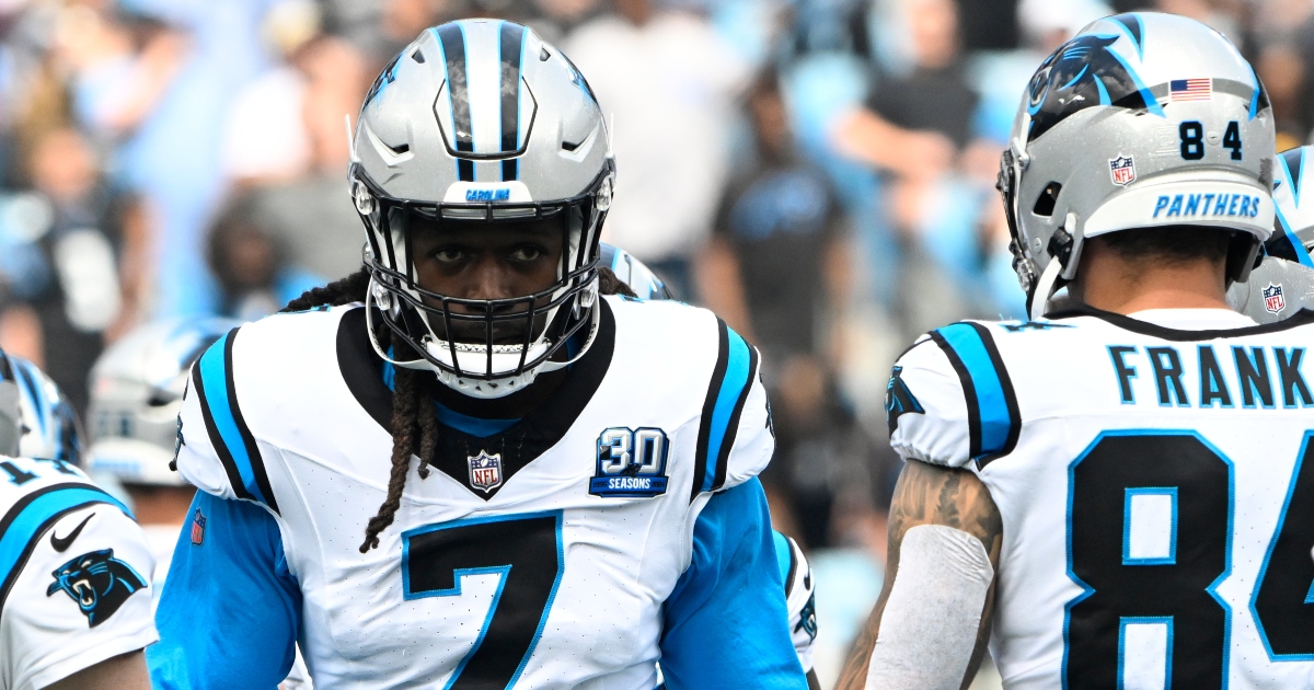 Carolina Panthers make stunning decision on future of DE Jadeveon Clowney