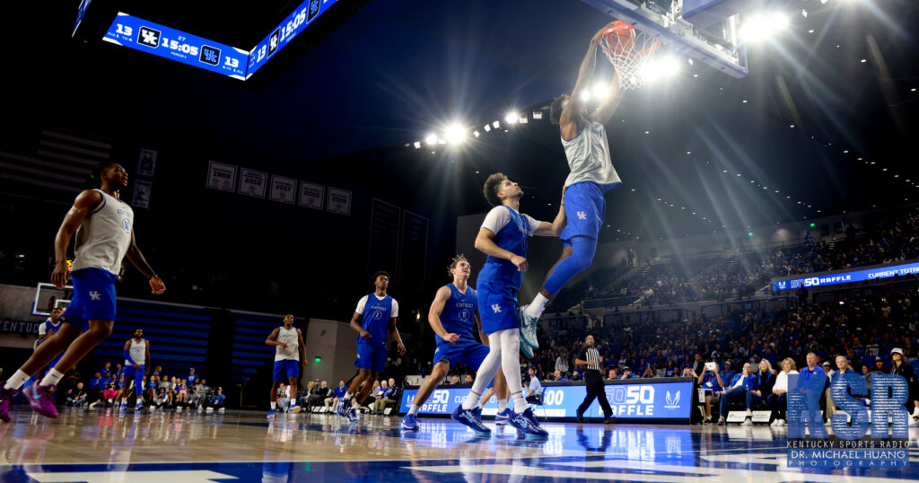 Kentucky center Amari Williams dunks the ball at the Blue-White Game - Dr. Michael Huang, Kentucky Sports Radio