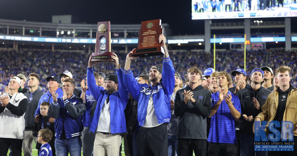 Kentucky baseball players honored at Kroger Field during Auburn game - Dr. Michael Huang, Kentucky Sports Radio