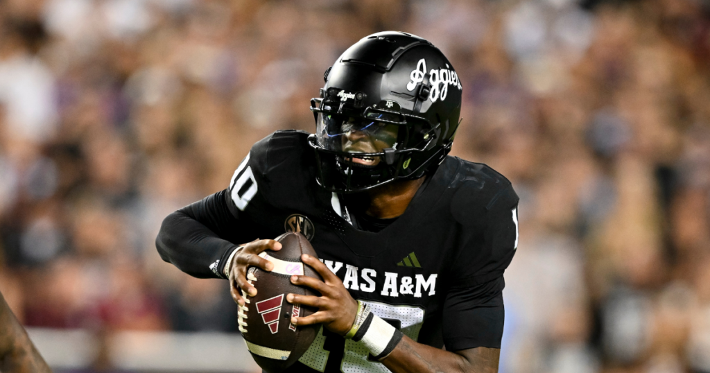 south carolina football vs. texas a&M qb Marcell Reed