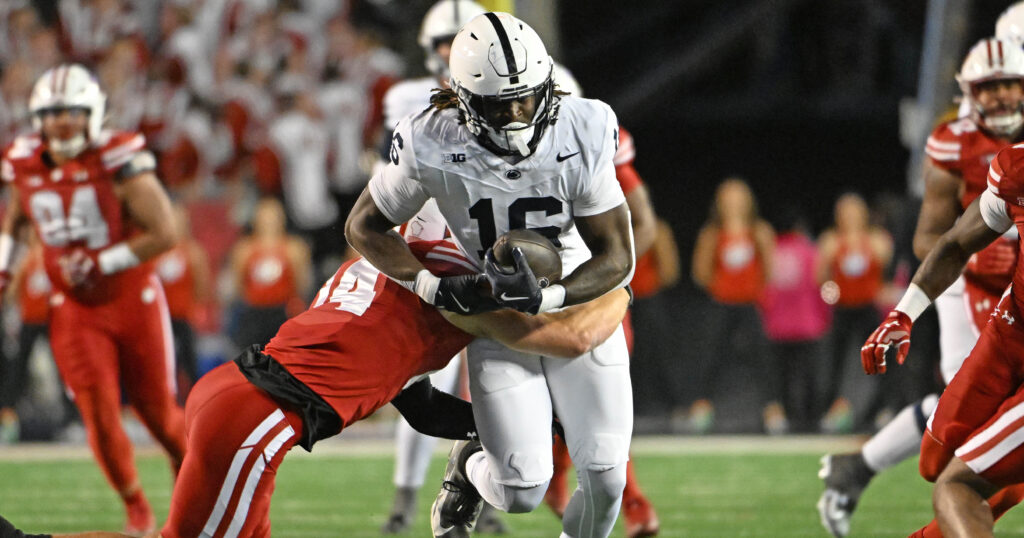 Penn State tight end Khalil Dinkins