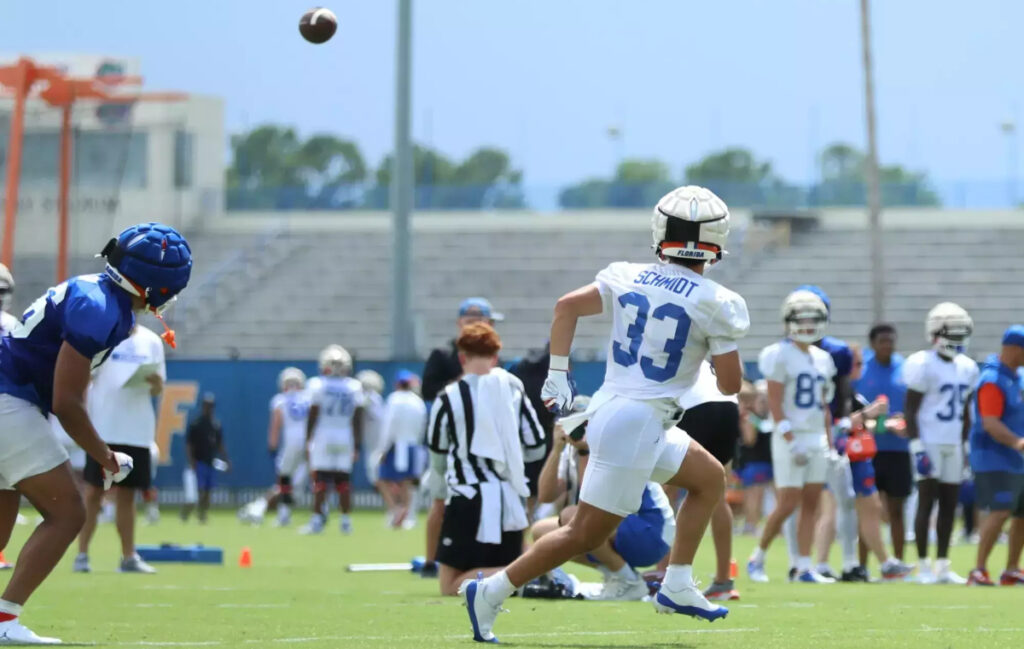 Florida receiver David Schmidt. (Mallory Peak/UAA Photo)