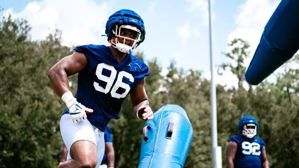 Florida DL Tarvorise Brown. (UAA Photo)