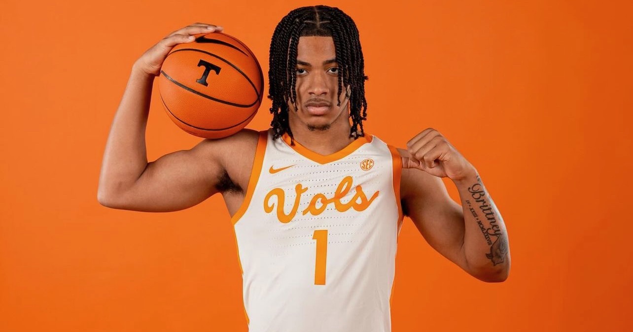 Tennessee Basketball adds commitment from four-star shooting guard Amari Evans