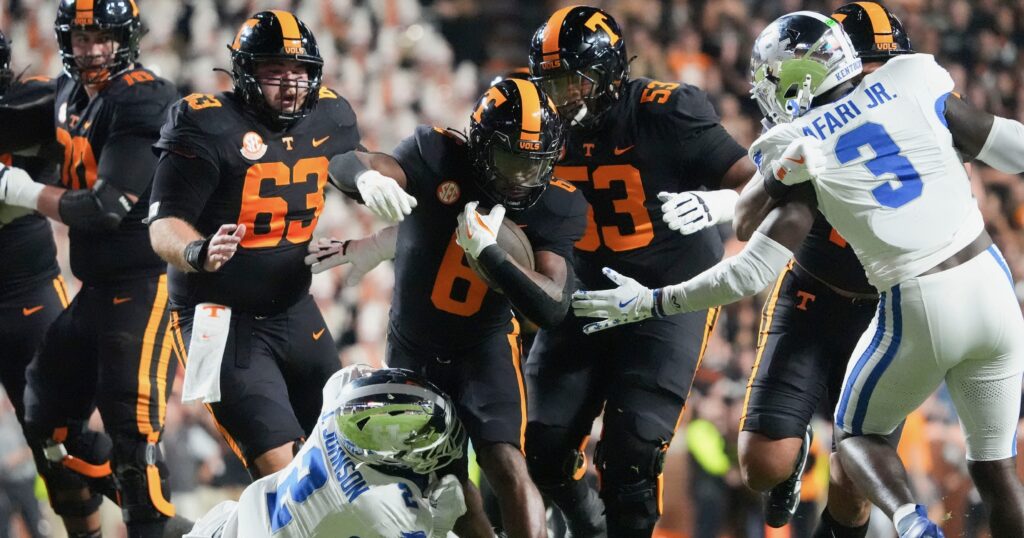 Dylan Sampson, Tennessee Football | Caitie McMekin/News Sentinel / USA TODAY NETWORK via Imagn Images