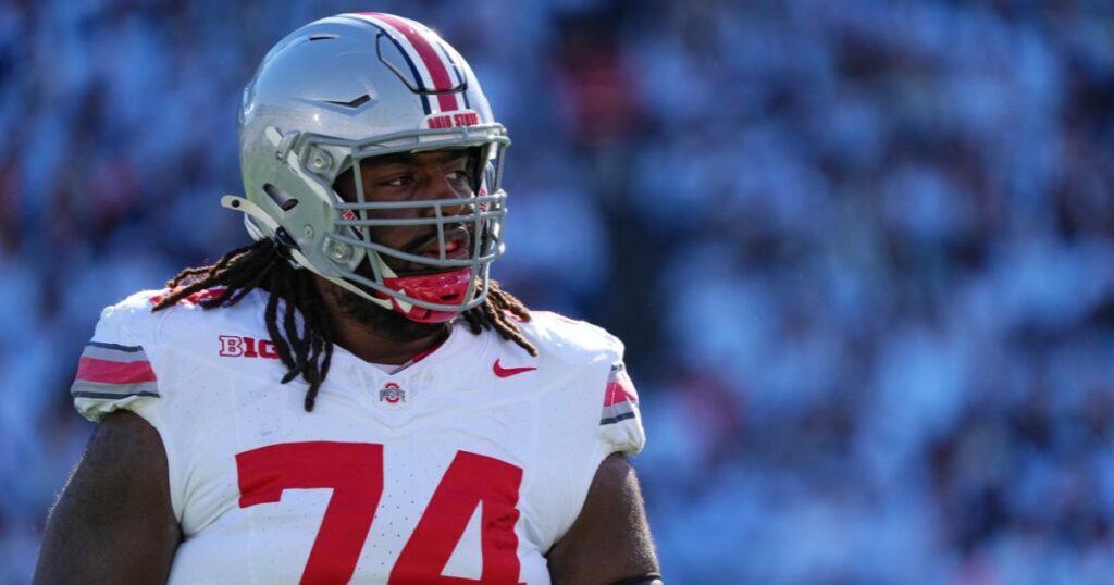 Ohio State's Donovan Jackson looks on during a 20-13 win at Penn State. (Adam Cairns/Columbus Dispatch / USA TODAY NETWORK via Imagn Images)