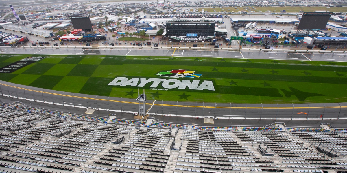 Daytona International Speedway enters lightning delay ahead of ARCA practice, Duels