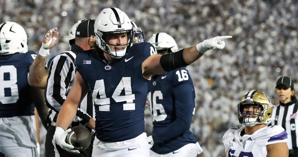 Penn State Nittany Lions tight end Tyler Warren (44) reacts after scoring a touchdown against the Washington Huskies in the second quarter at Beaver Stadium. (Mandatory credit: Matthew O'Haren-Imagn Images)