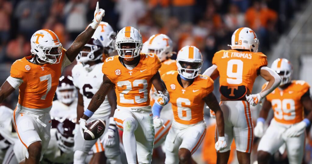 Boo Carter, Tennessee Football | Tennessee Athletics