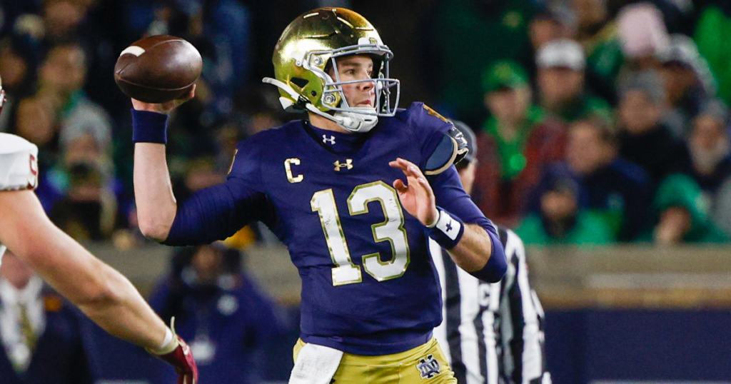 Notre Dame quarterback Riley Leonard