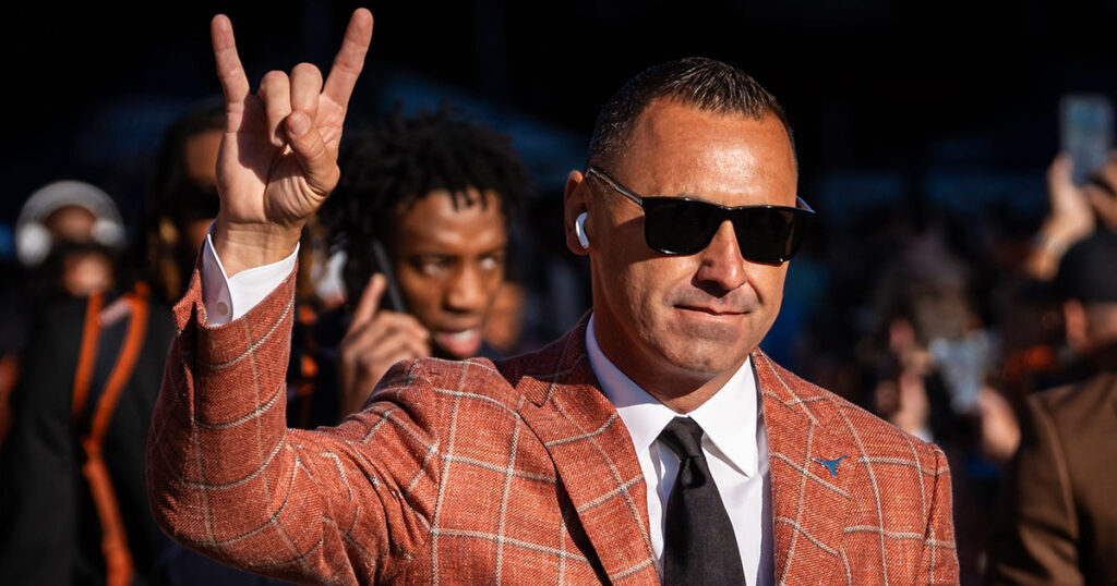 Texas HC Steve Sarkisian