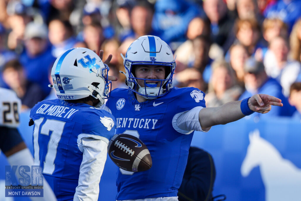 Kentucky quarterback Cutter Boley celebrates with wide receiver Hardley Gilmore IV - Mont Dawson, Kentucky Sports Radio