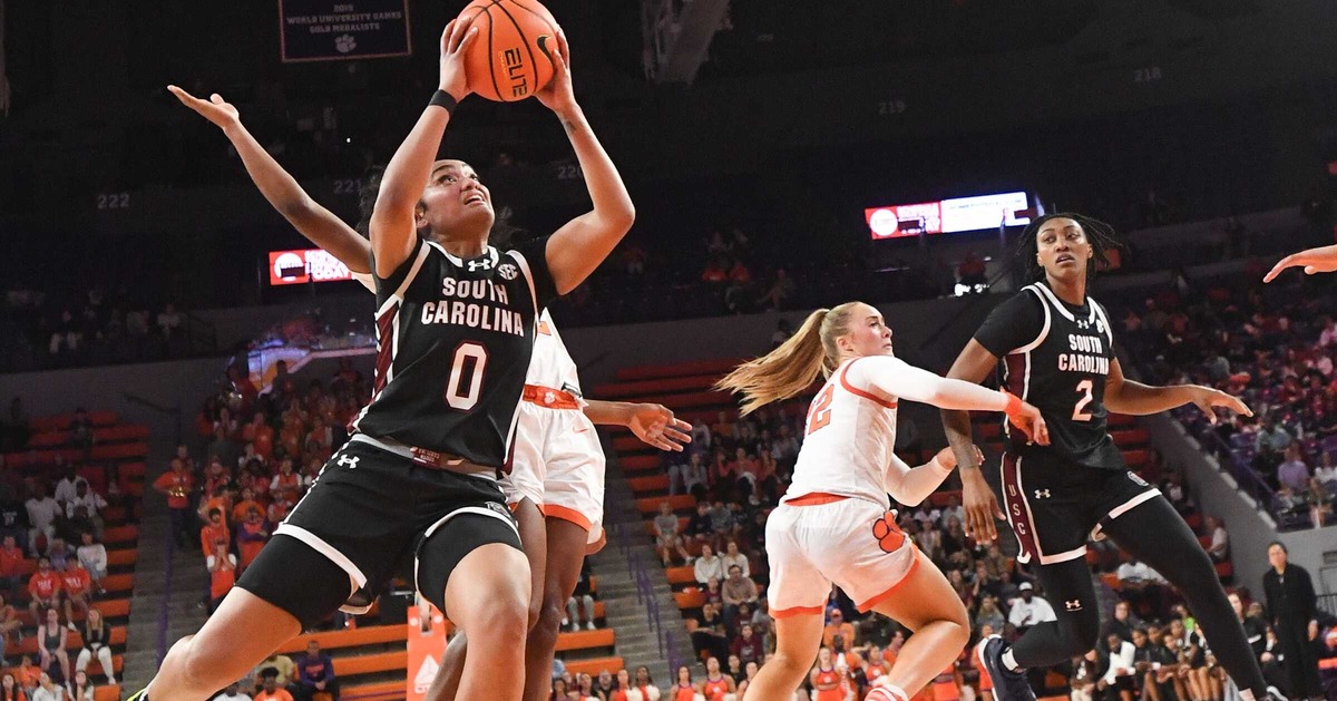 South Carolina women’s basketball gets program-record 43rd consecutive win with blowout of Clemson