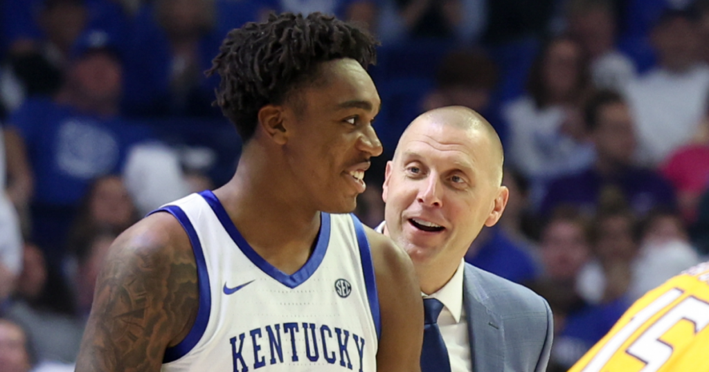 Kentucky head coach Mark Pope talks to center Amari Williams - Dr. Michael Huang, Kentucky Sports Radio