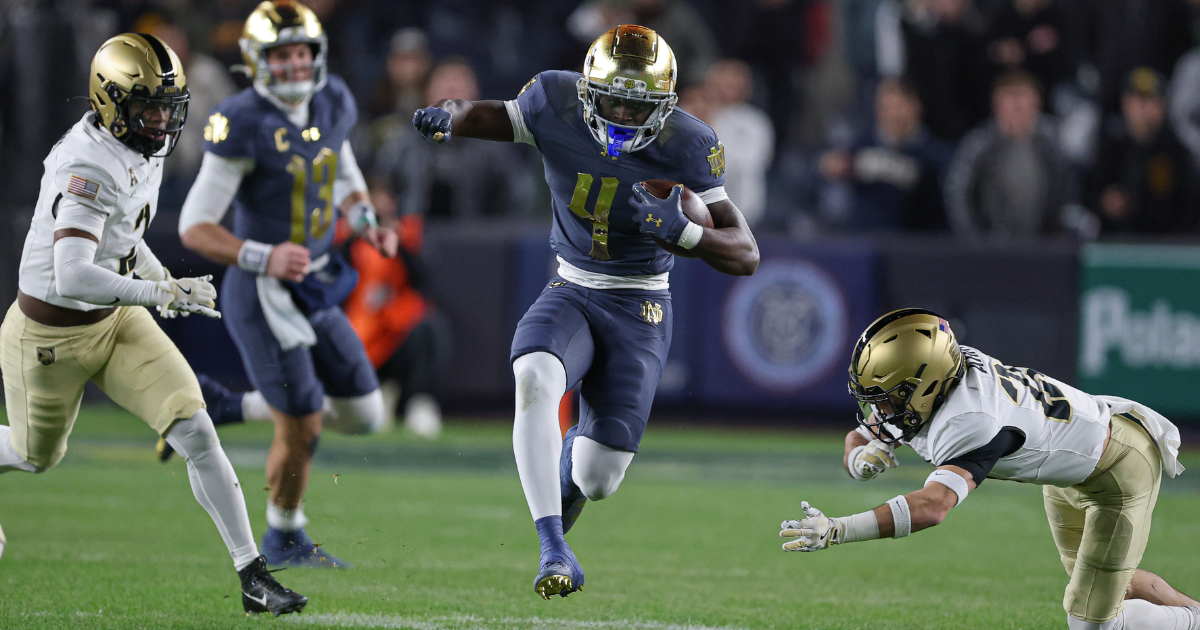 Notre Dame annihilates Army to come within one win of College Football Playoff