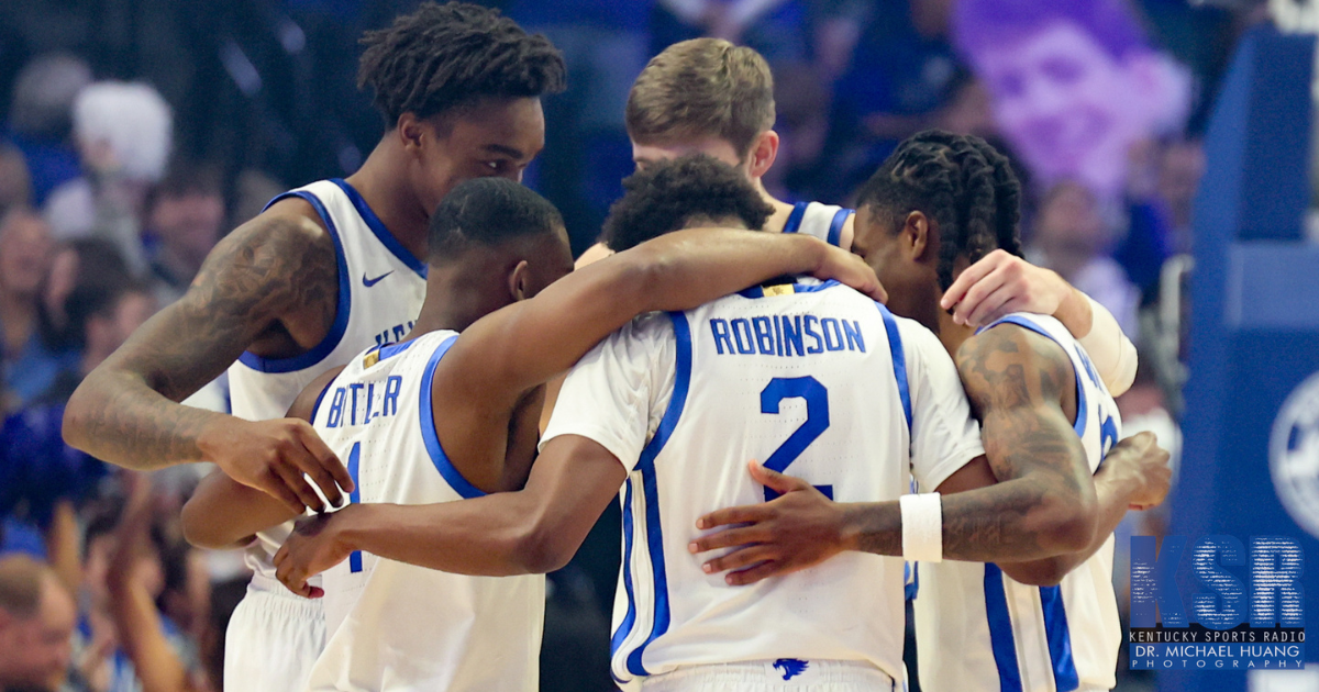 Kentucky Basketball is up one spot to No. 8 in the AP Poll