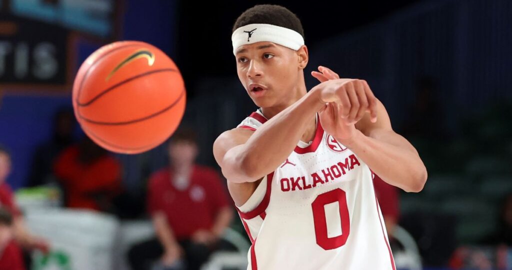 OU freshman guard Jeremiah Fears.