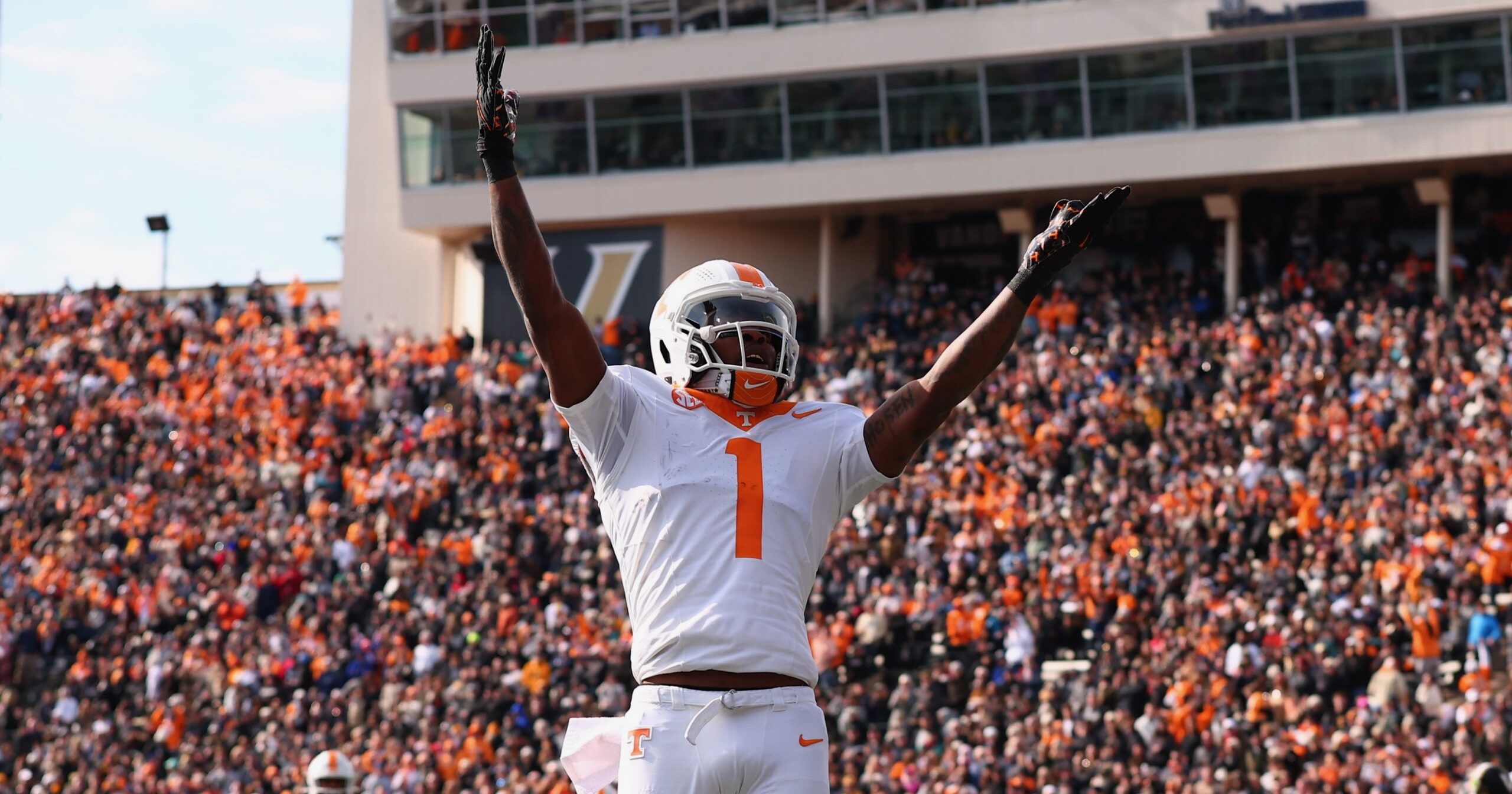 Vols' WR Dont'e Thornton selected in 4th round of 2025 NFL Draft