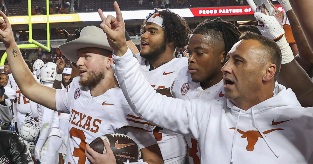 Texas HC Steve Sarkisian, QB Quinn Ewers