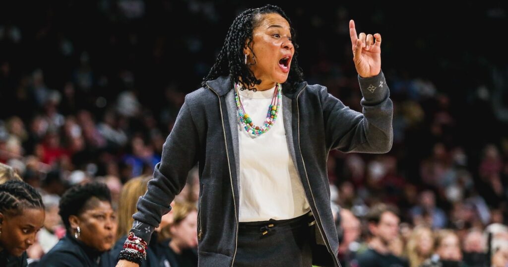 South Carolina head coach Dawn Staley instructs her team against Duke (Photo: Katie Dugan | GamecockCentral.com)