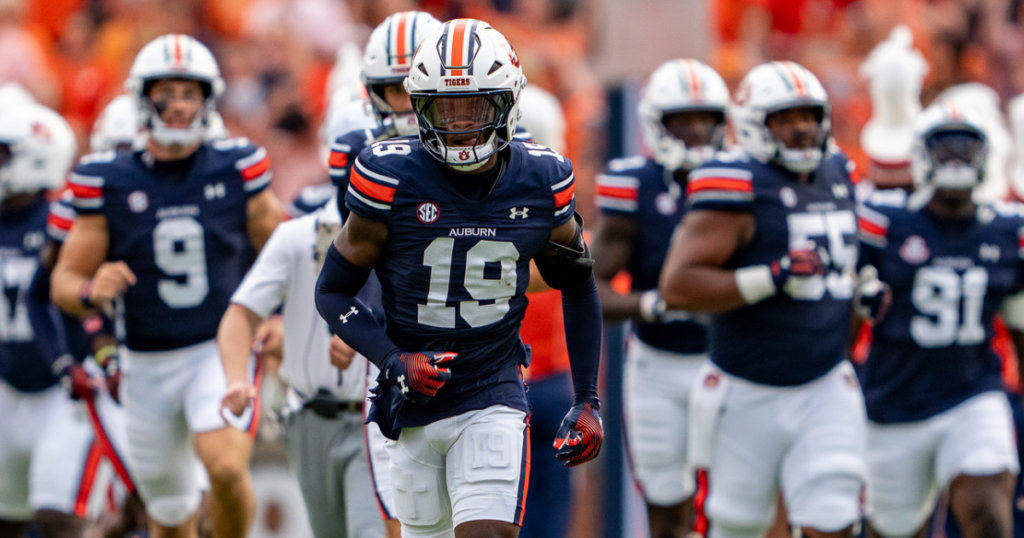 Sylvester Smith (Photo by Matt Rudolph/Auburn Live)