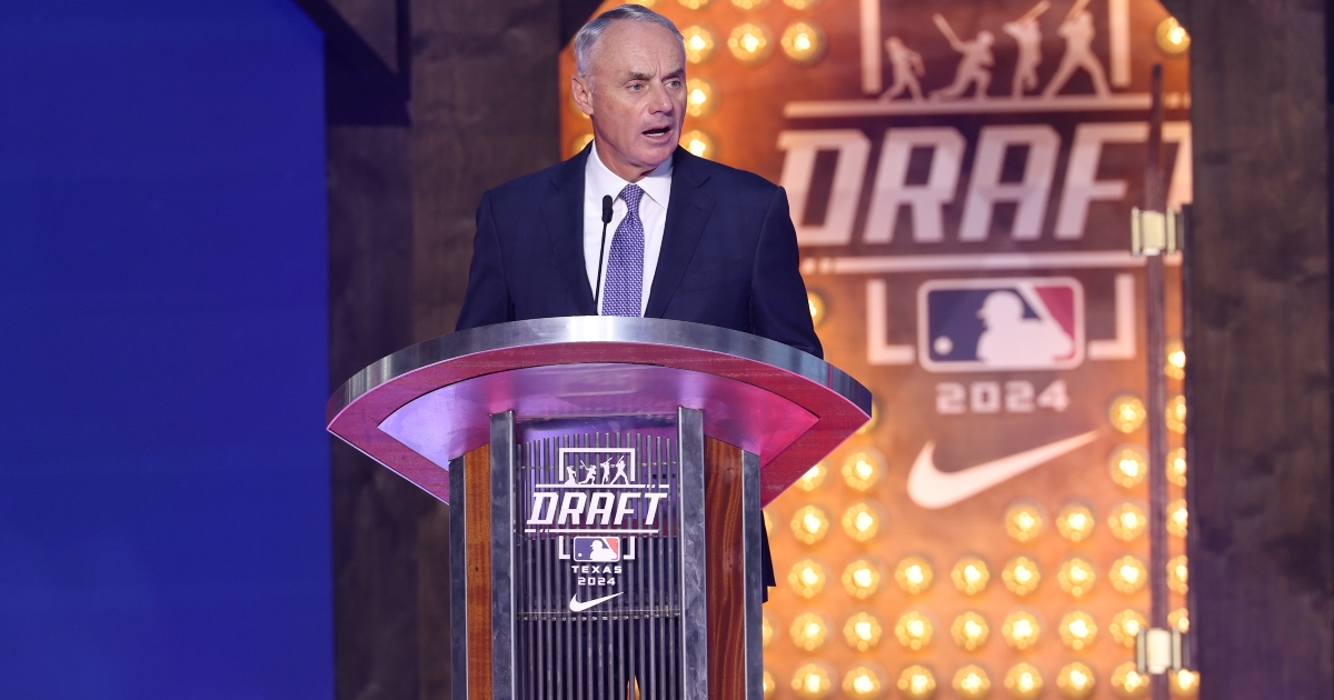 2025 MLB Draft MLB Pipeline releases top 100 overall prospect rankings