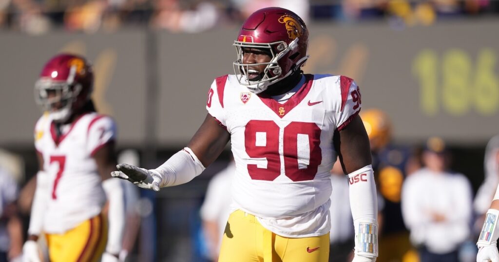 usc-transfer-dl-bear-alexander-commits-smu-football