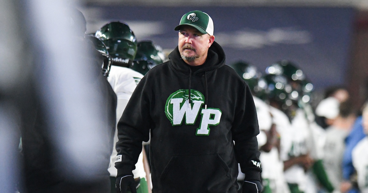 Alabama high school football program hires Mississippi coaching legend