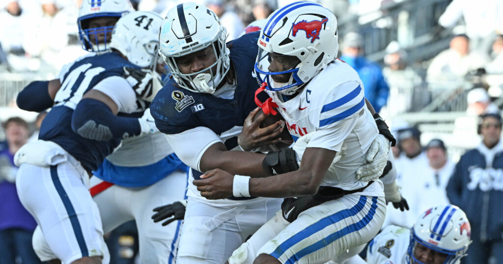 Defensive lineman Zane Durant.