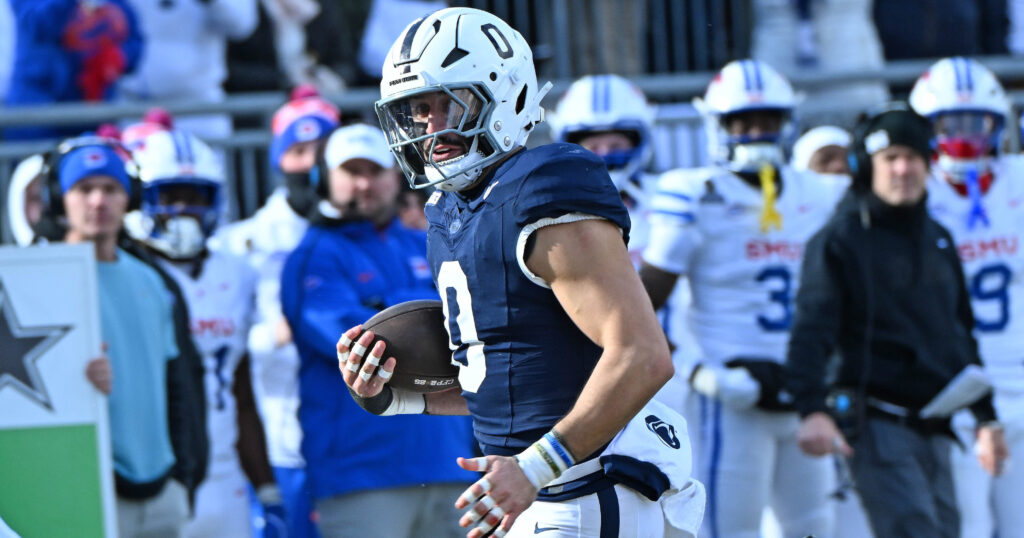 Linebacker Dominic DeLuca. 