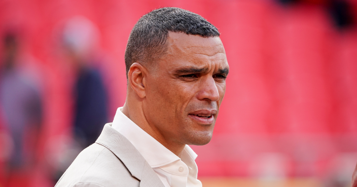 Tony Gonzalez says he’ll pay Travis Kelce fine for dunking on goalpost ...