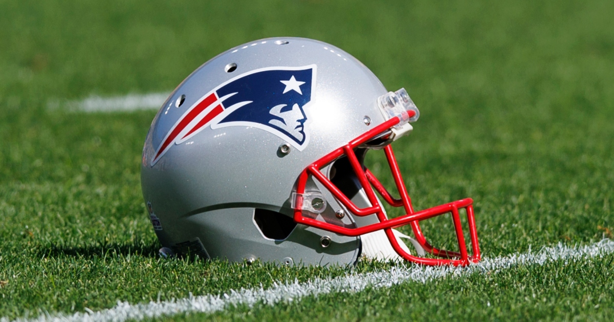 Former Patriots LB Jamie Collins set to join UNC coaching staff as defensive assistant