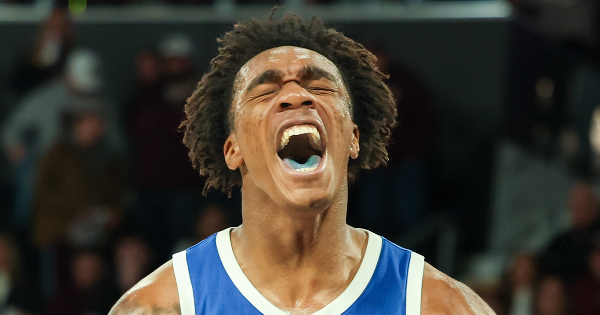 Kentucky left the Dentist’s office with a glowing report and a smile