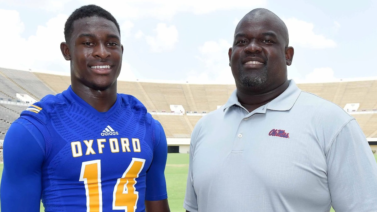 Ole Miss great Terrence Metcalf is a College Football Hall of Famer