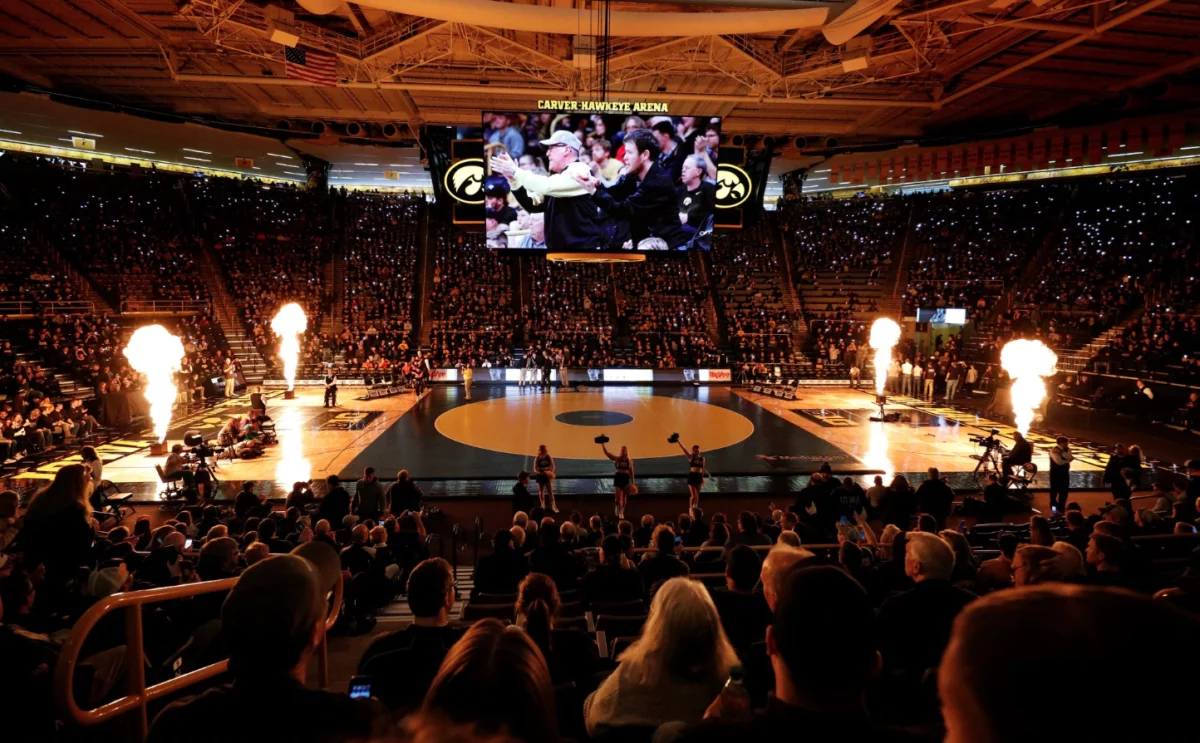 Iowa wrestling weekend preview: men/women face home dual tests