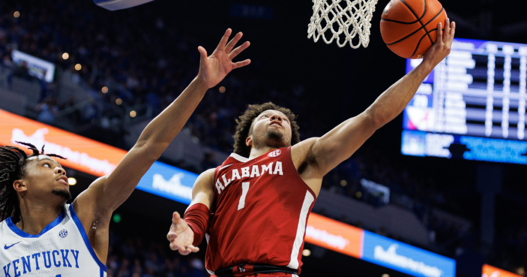 Feb 24, 2024; Lexington, Kentucky, USA; Alabama Crimson Tide guard Mark Sears (1) goes to the basket during the first half against the Kentucky Wildcats at Rupp Arena at Central Bank Center. Mandatory Credit: Jordan Prather-Imagn Images