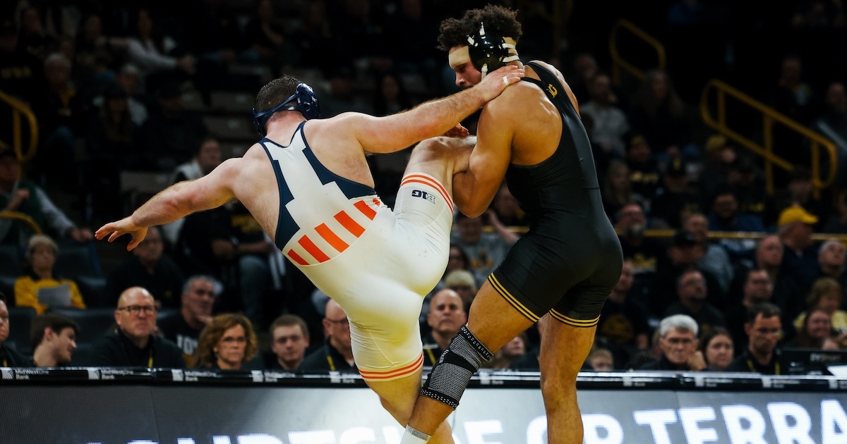 Tom Brands on Iowa wrestling win over Illinois: ‘We have to work harder at scoring points