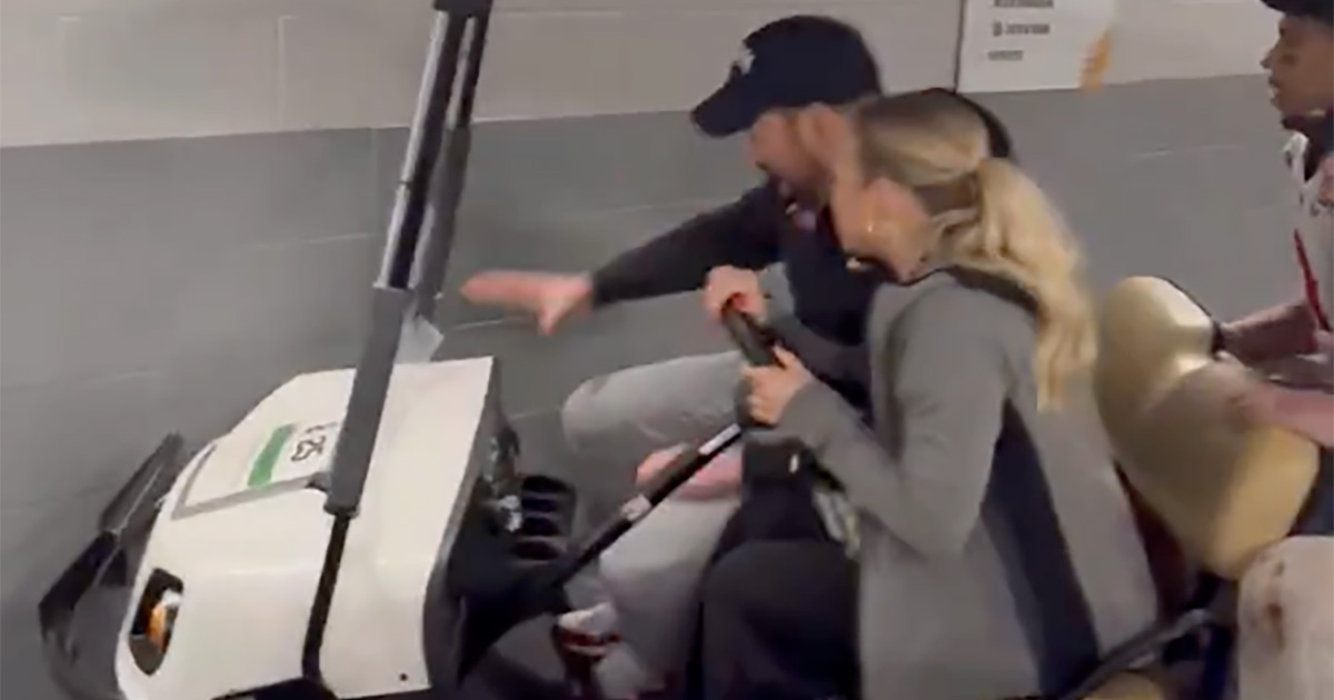 WATCH: Cart carrying Ryan Day, Will Howard crashes into wall after national title victory
